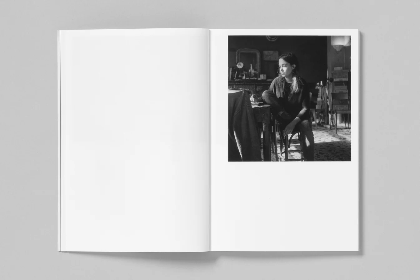 Ménilmontant — interior spread