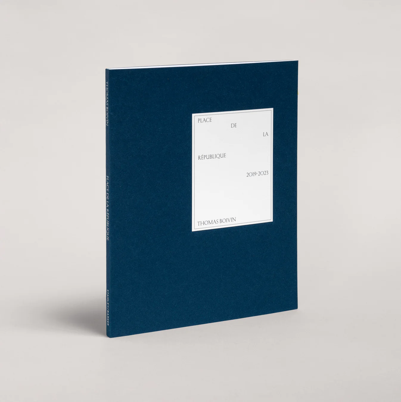 Place de la République — cover
